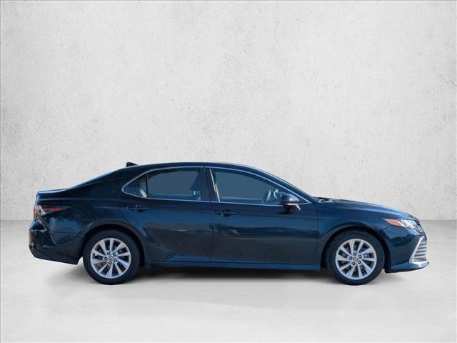 Used 2021 Toyota Camry LE FWD image 4