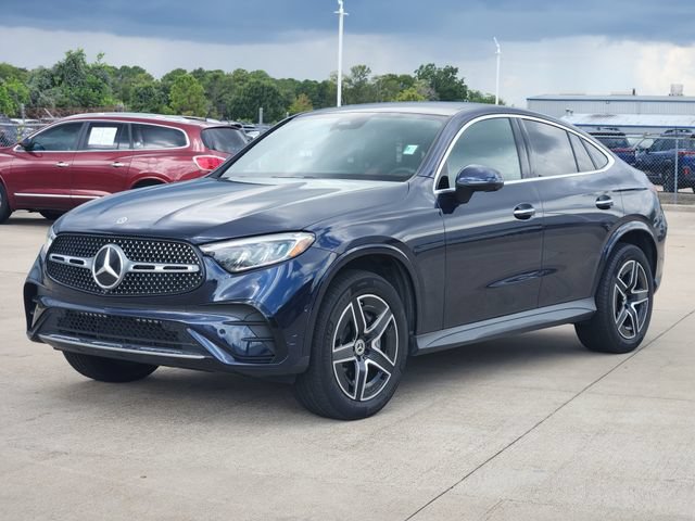 Used 2024 Mercedes-Benz GLC 300 4MATIC image 3