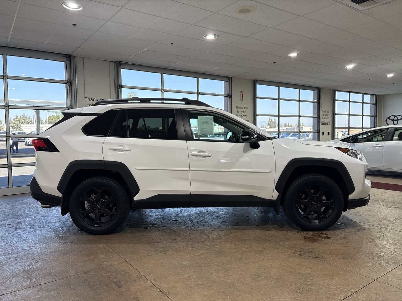 Used 2020 Toyota RAV4 TRD Off-Road AWD/4WD image 3