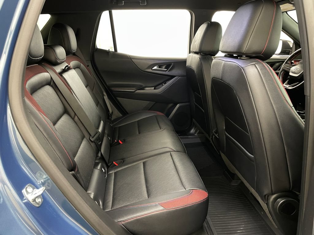 Used 2026 Chevrolet Equinox RS w/ LPO, Floor Liner Package AWD/4WD image 40
