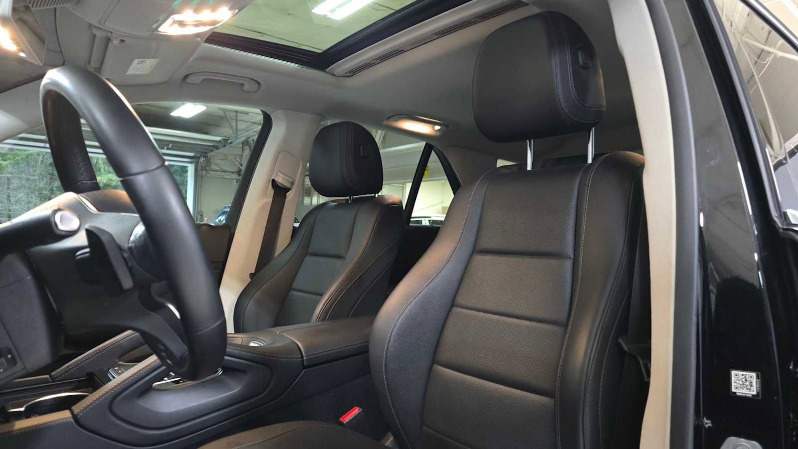 Used 2020 Mercedes-Benz GLE 350 4MATIC image 21