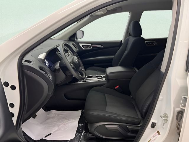 Used 2020 Nissan Pathfinder S image 17