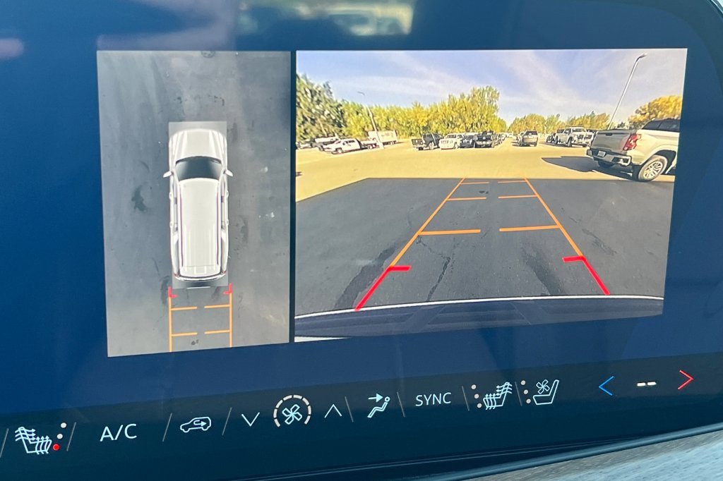 New 2026 Chevrolet Suburban High Country image 19