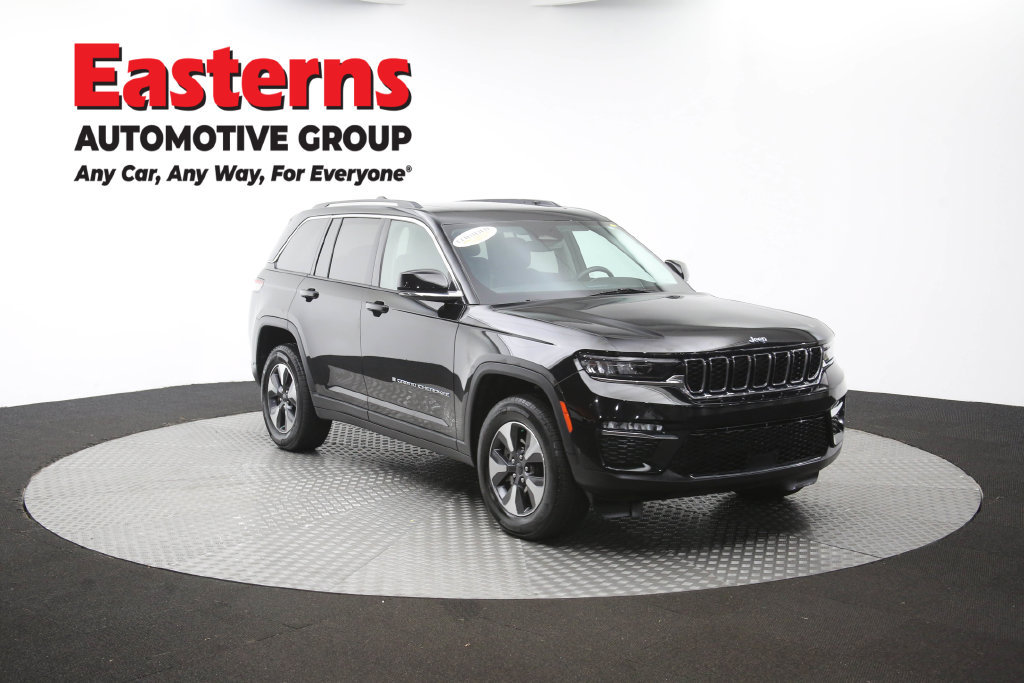 Used 2023 Jeep Grand Cherokee 4WD 4xe image 60
