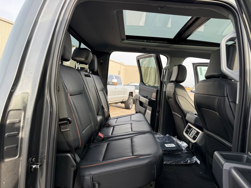 New 2026 Ford F350 Lariat w/ Lariat Premium Package image 21
