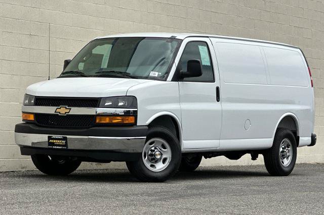 New 2026 Chevrolet Express 2500 w/ Driver Convenience Package RWD image 8