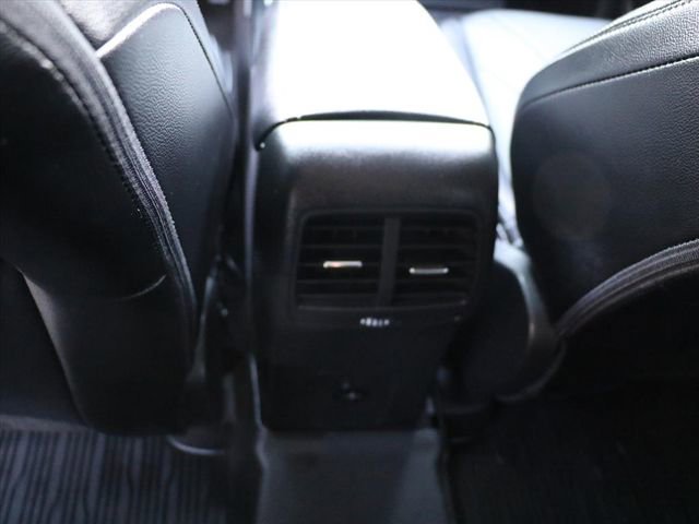 Used 2025 Ford Escape Platinum w/ Premium Technology Package image 16