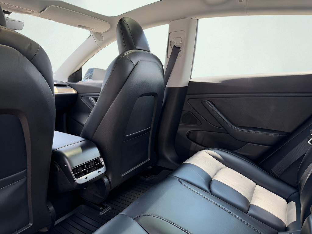 Used 2019 Tesla Model 3 Mid Range RWD image 19