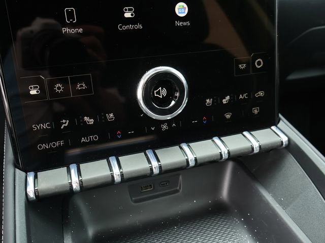 New 2026 GMC Terrain Denali w/ LPO, Black Badging Package AWD/4WD image 36