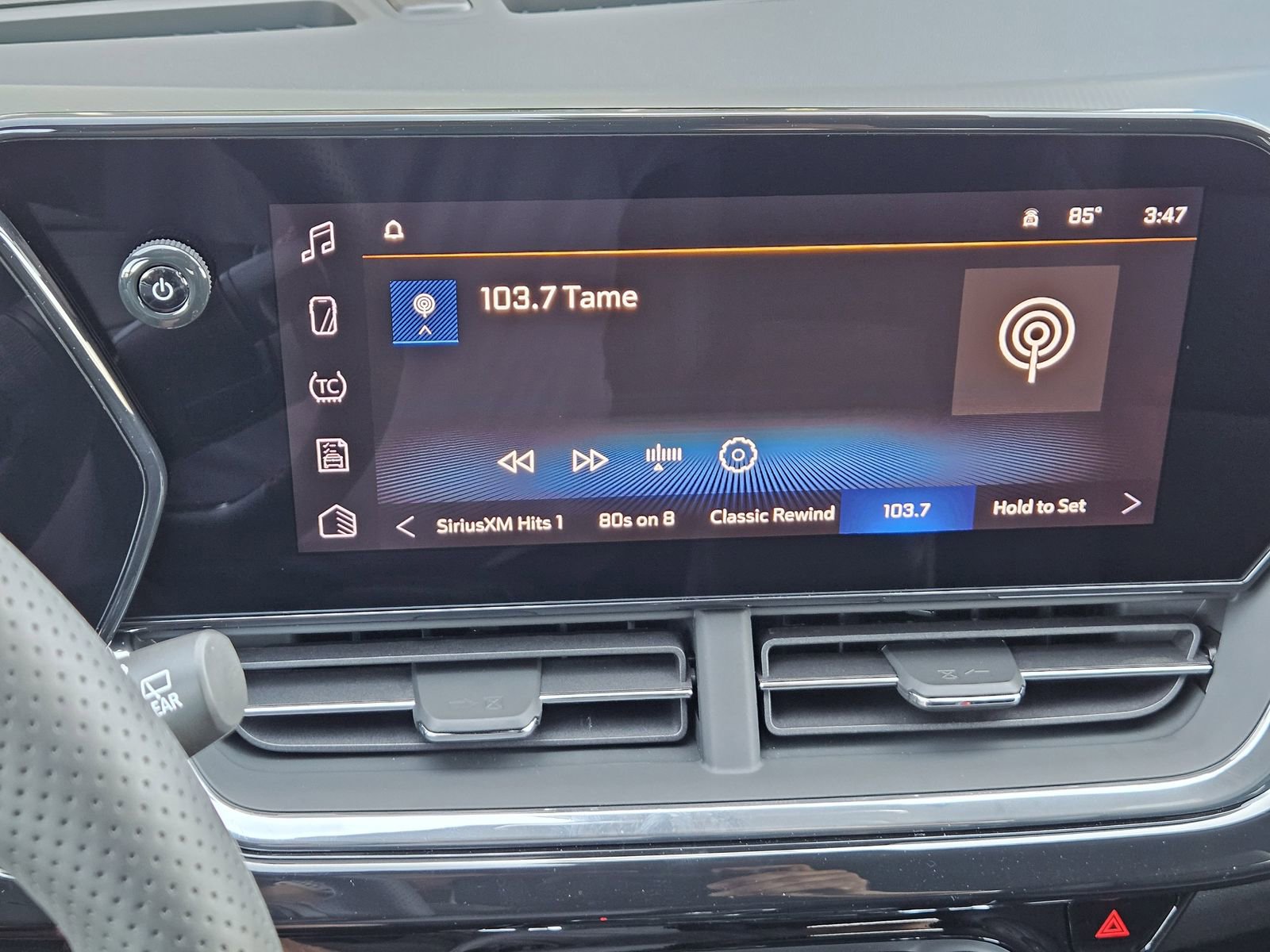 New 2026 Chevrolet Trax RS w/ Sunroof Package image 20