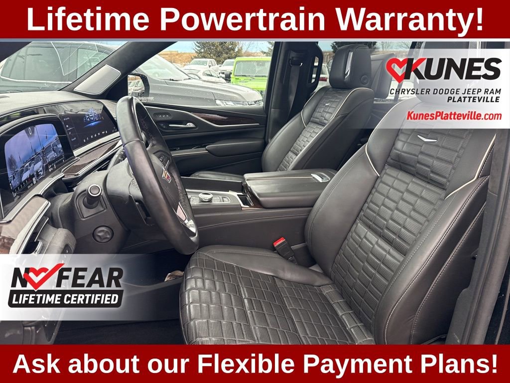 Used 2022 Cadillac Escalade Sport Platinum image 13
