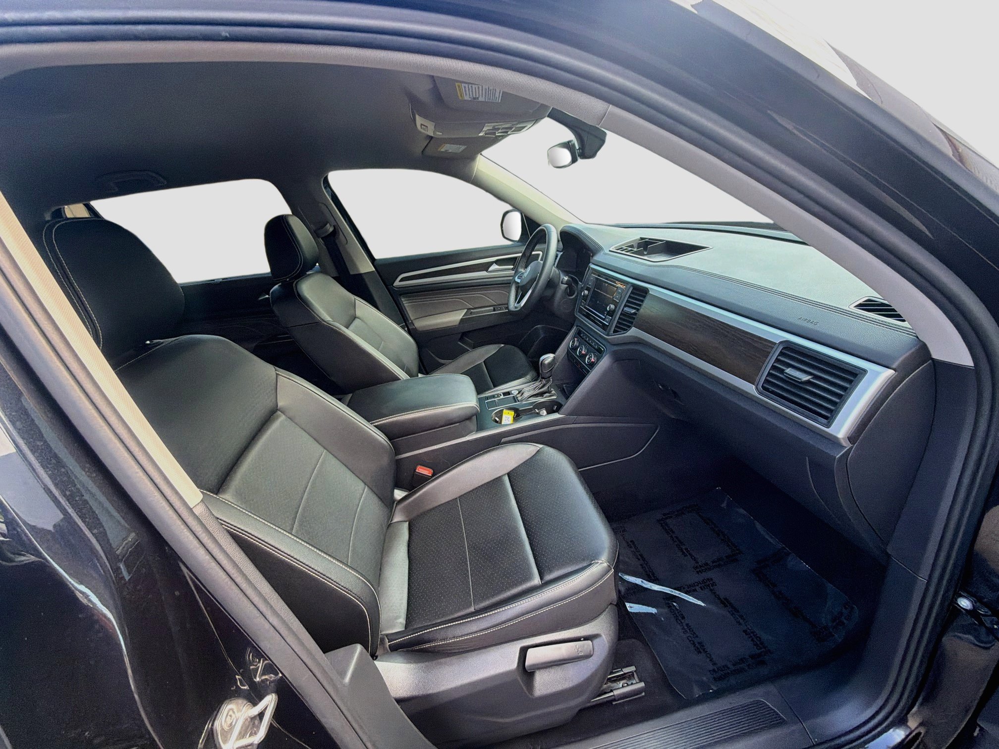 Used 2022 Volkswagen Atlas SE FWD image 30