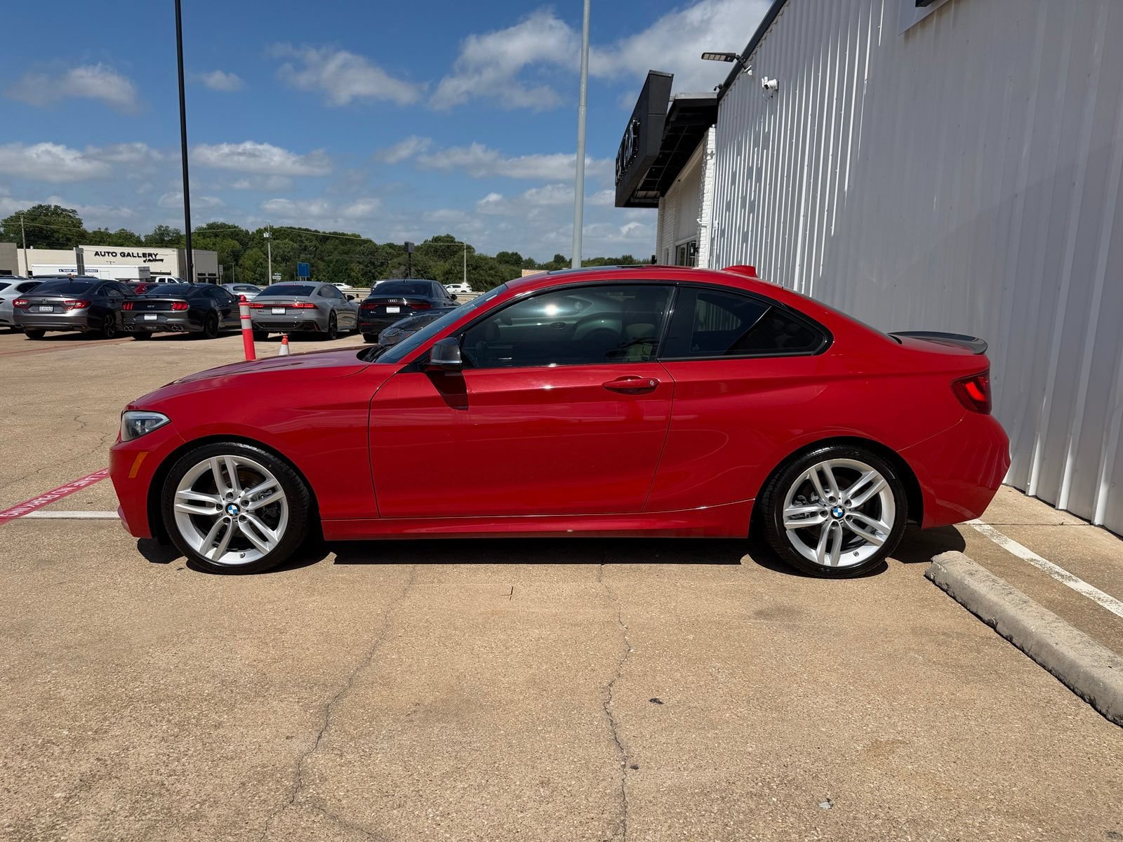Used 2017 BMW 230i Coupe RWD image 3