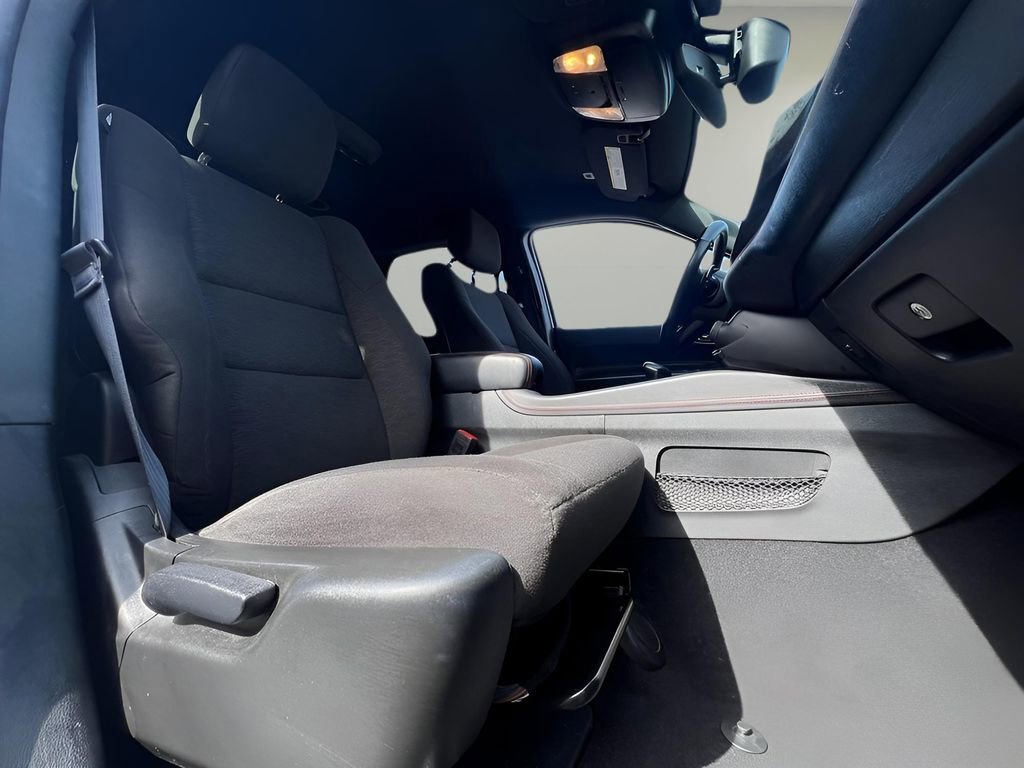 Used 2024 Dodge Durango GT image 28