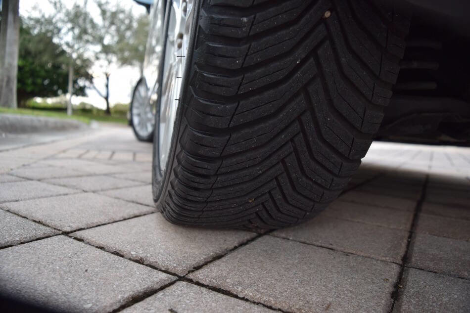 Used 2011 Volvo V50 T5 image 86