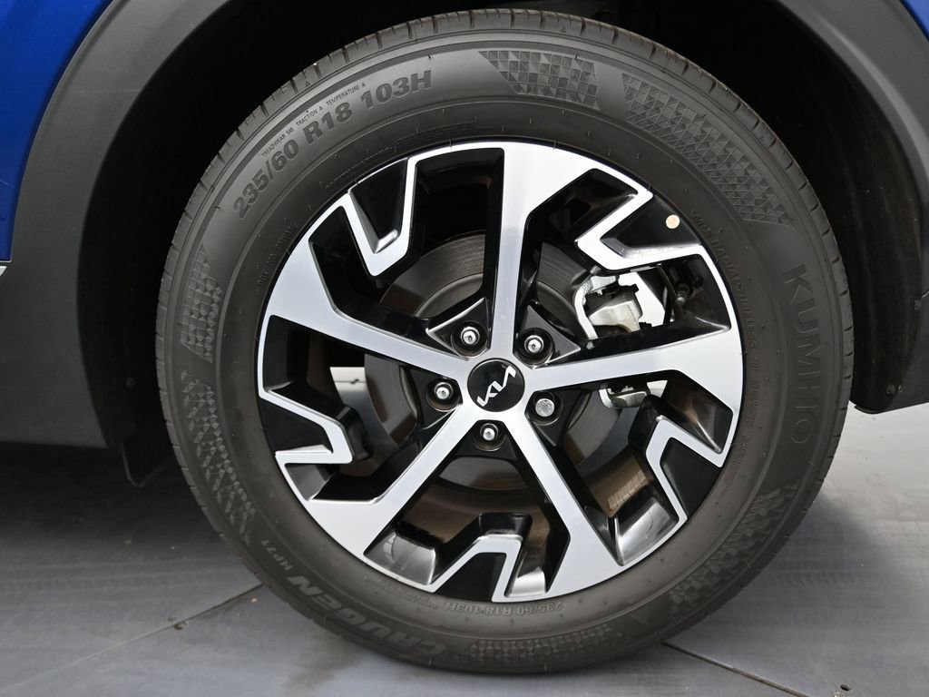 Certified 2024 Kia Sportage EX image 13