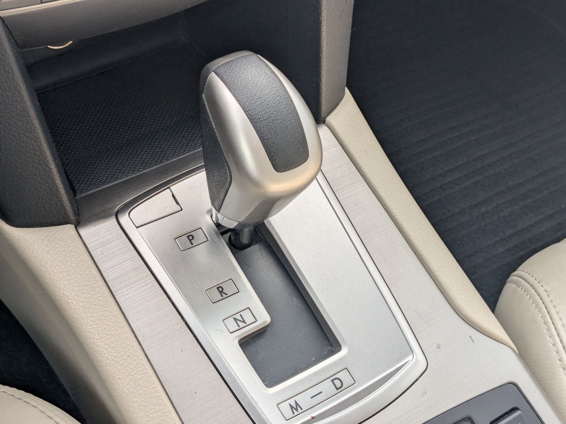 Used 2011 Subaru Legacy 3.6R Limited image 26