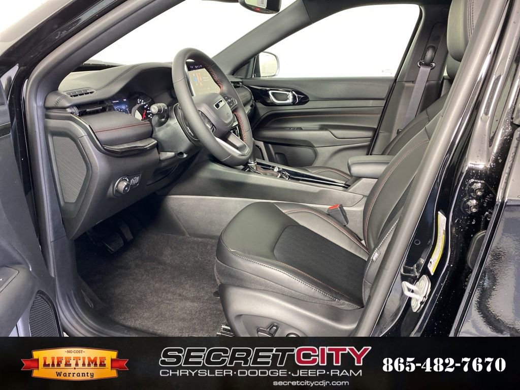 New 2026 Jeep Compass Trailhawk image 11