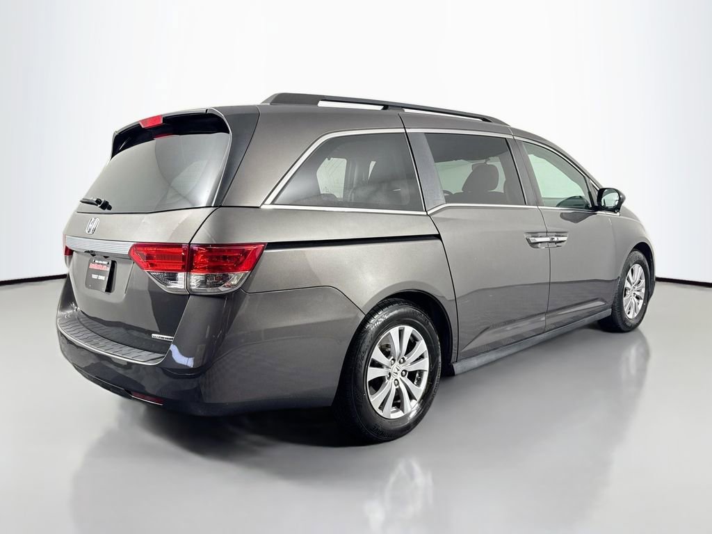 Used 2016 Honda Odyssey SE image 5