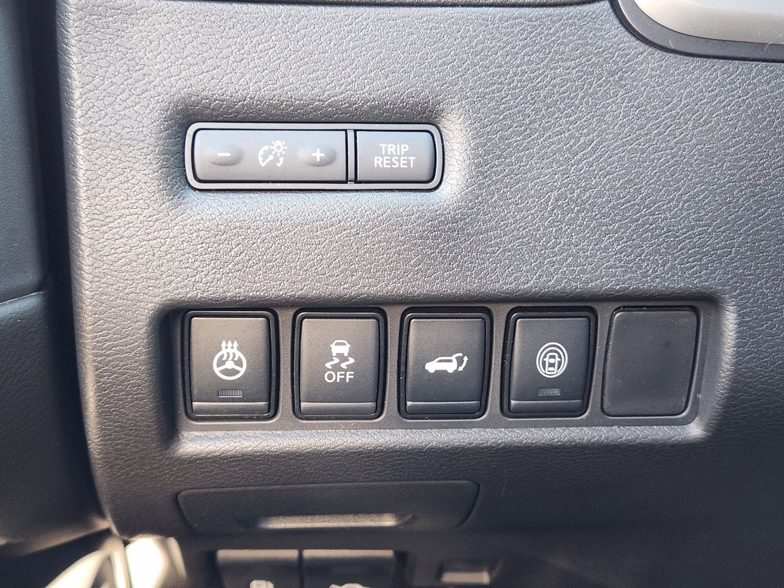 Used 2024 Nissan Murano Platinum w/ Cargo Package image 25