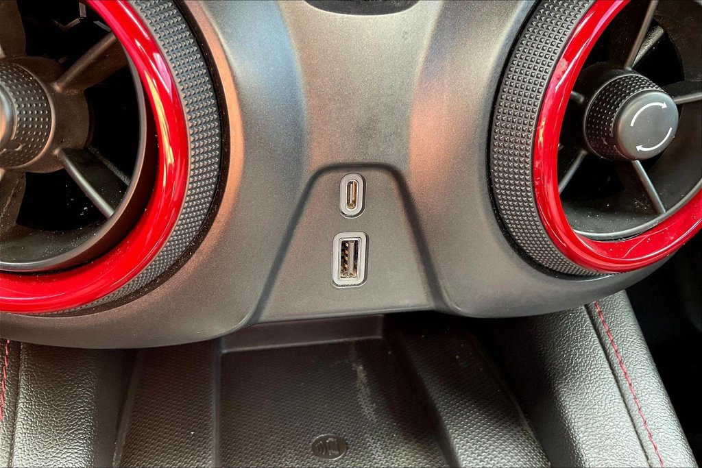 Used 2020 Chevrolet Blazer RS FWD image 19