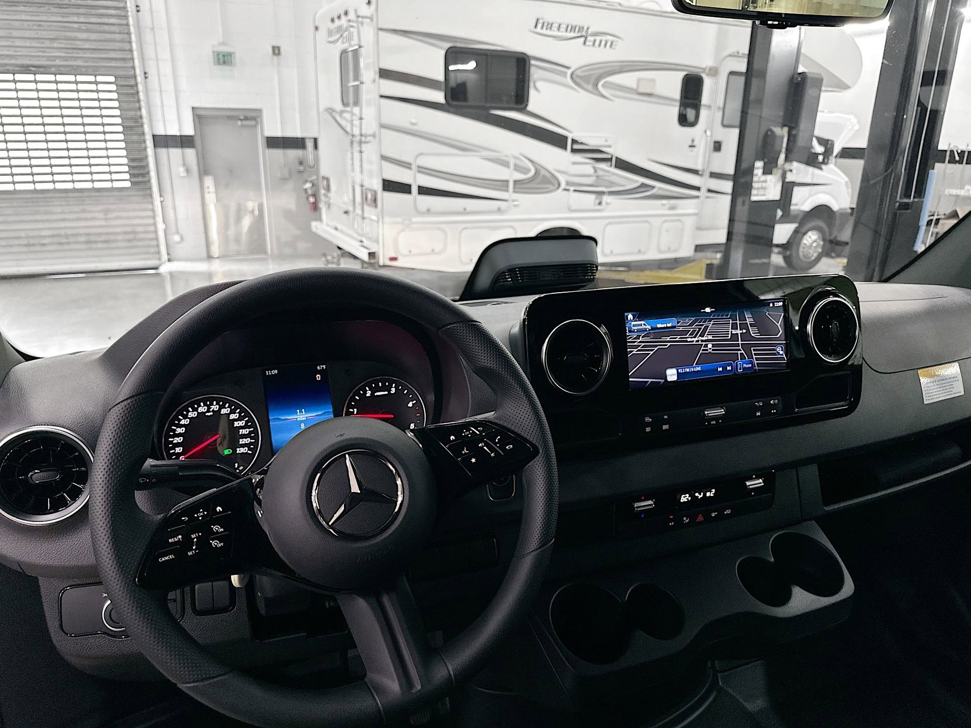 New 2025 Mercedes-Benz Sprinter 3500 image 24
