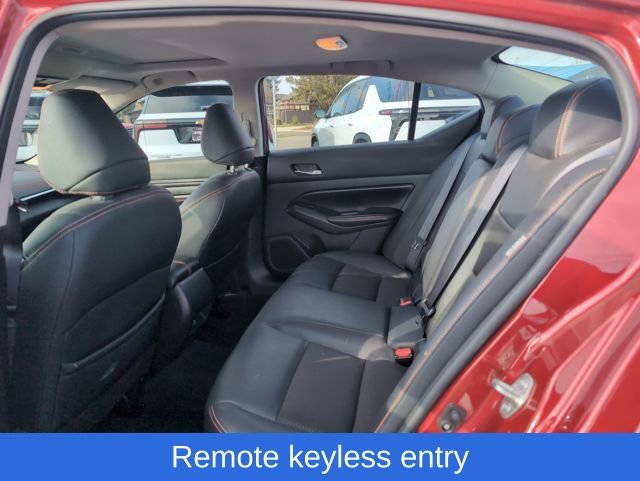 Used 2021 Nissan Altima 2.5 SR w/ SR Premium Package image 10