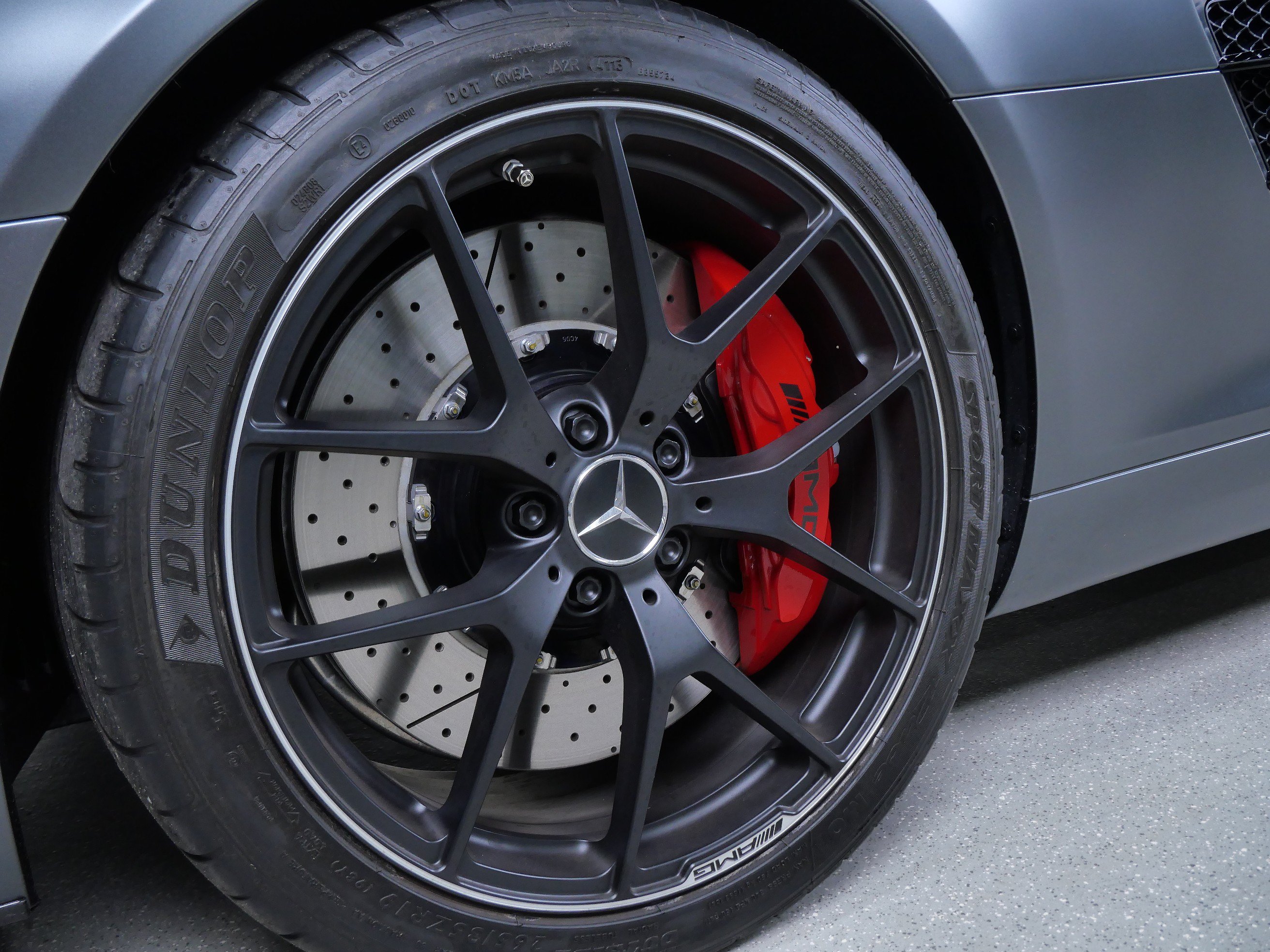 Used 2015 Mercedes-Benz SLS AMG GT Final Edition image 13