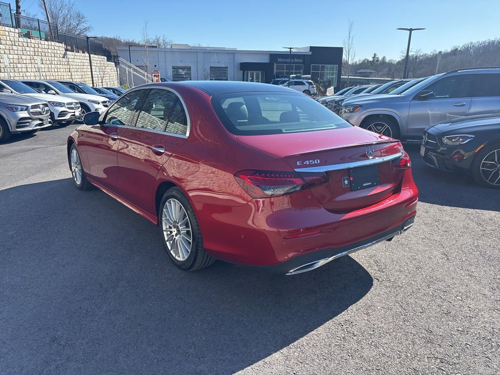 Used 2022 Mercedes-Benz E 450 4MATIC Sedan image 2