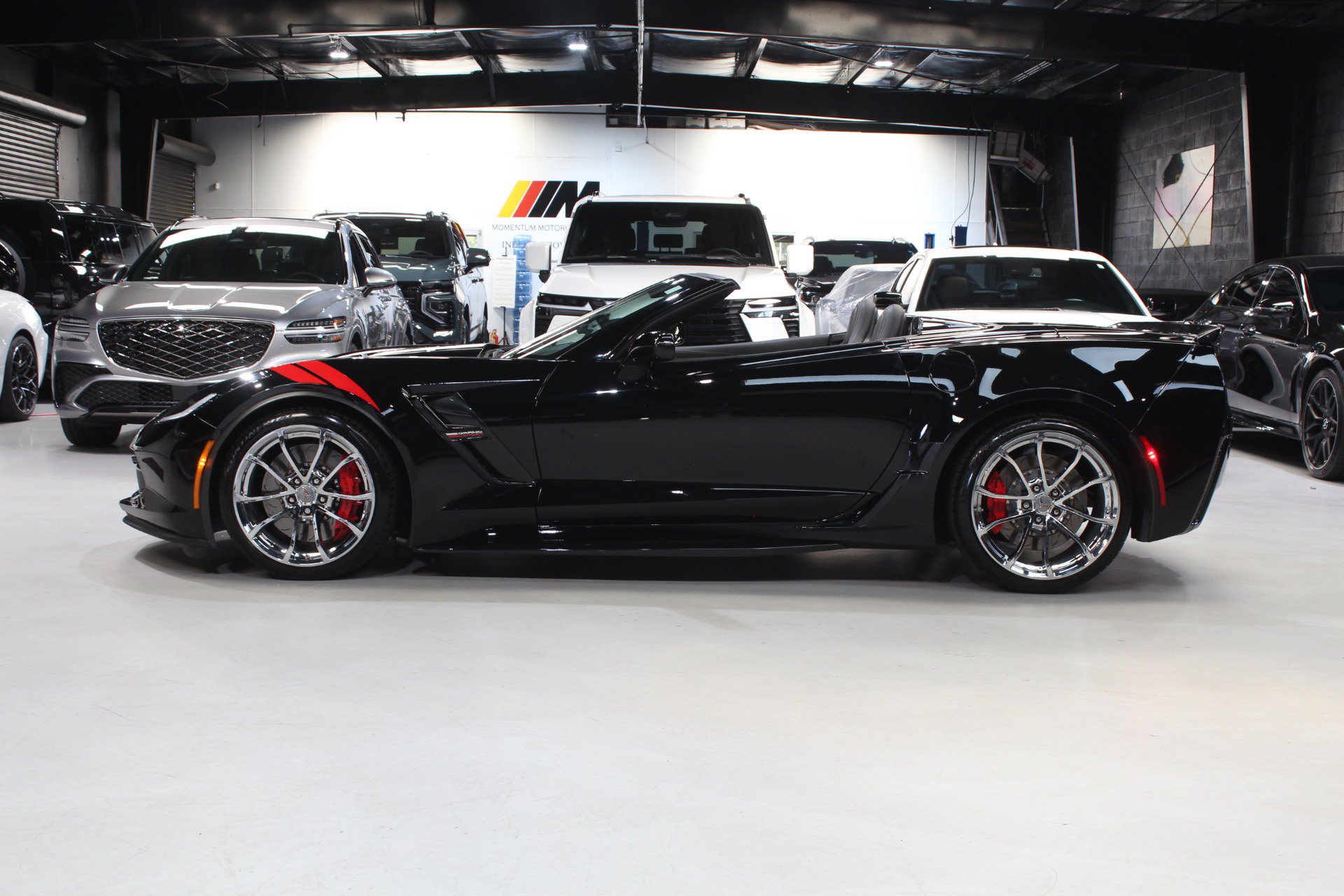 Used 2019 Chevrolet Corvette Grand Sport RWD image 3