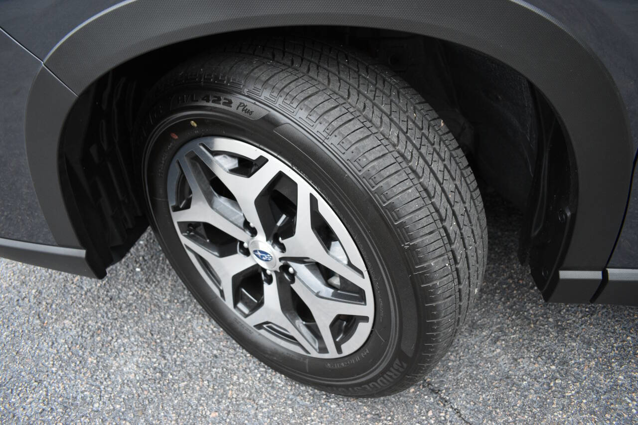 Used 2023 Subaru Forester Premium image 49