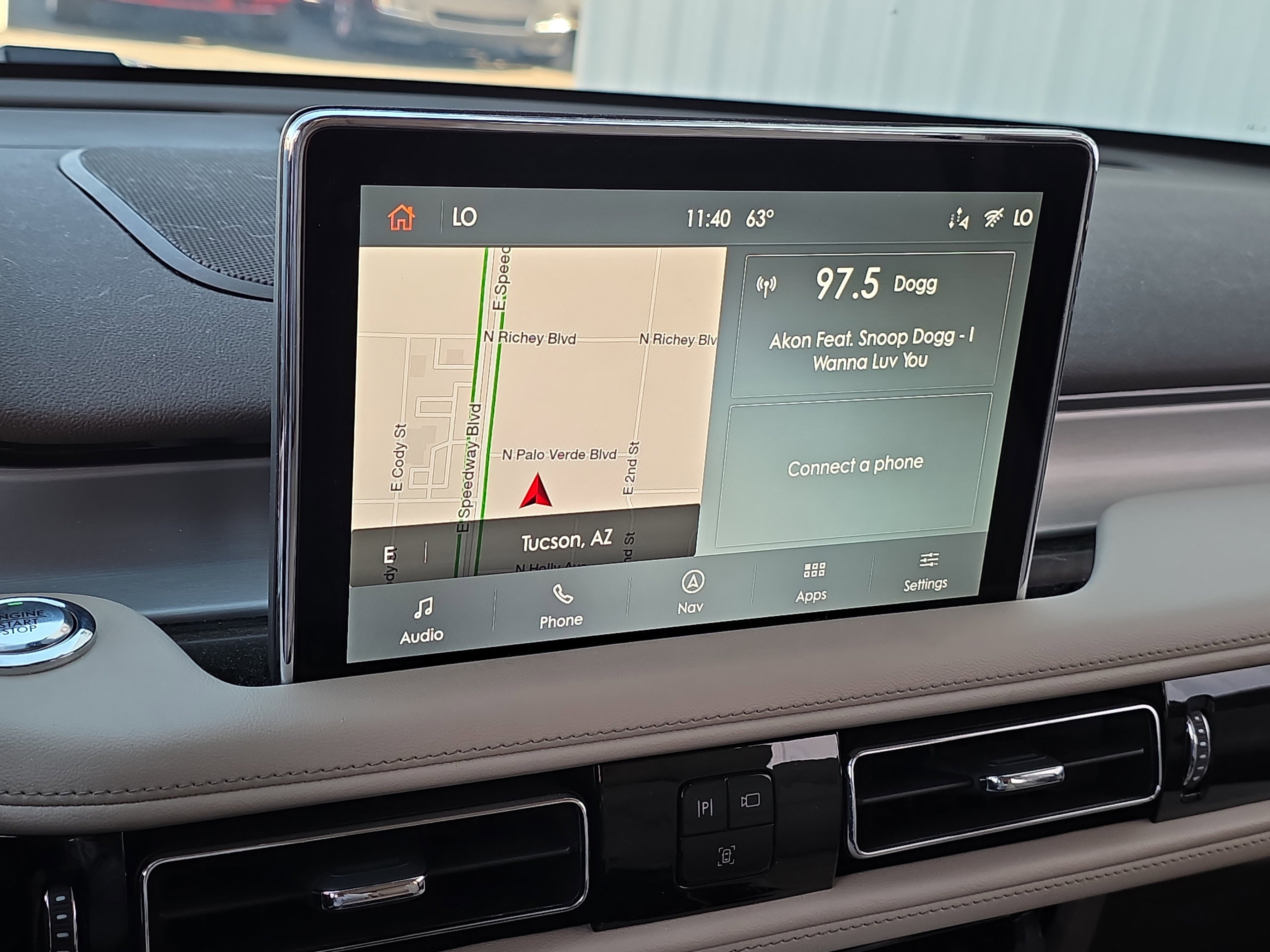 Used 2023 Lincoln Aviator 2WD w/ Elements Package image 23