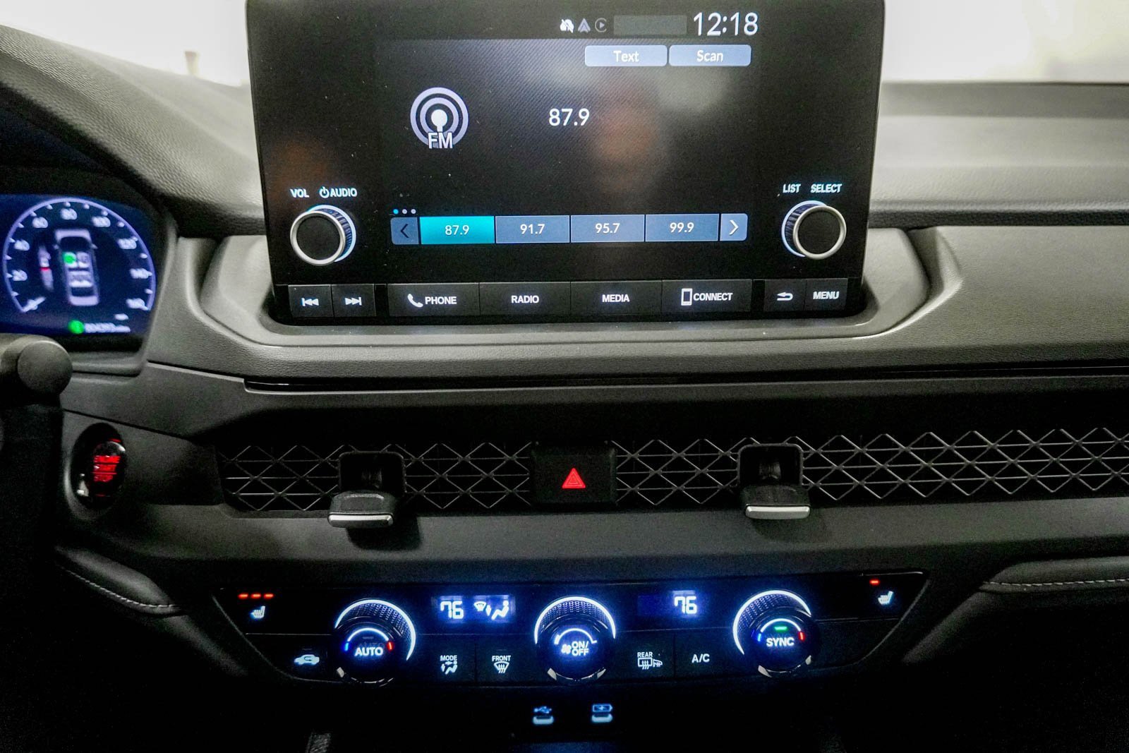 Certified 2025 Honda Accord SE image 23