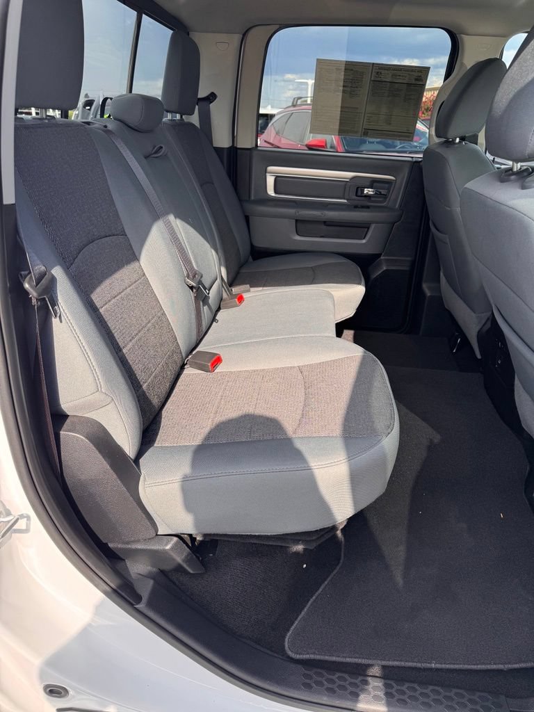 Used 2015 RAM 1500 Big Horn RWD image 16