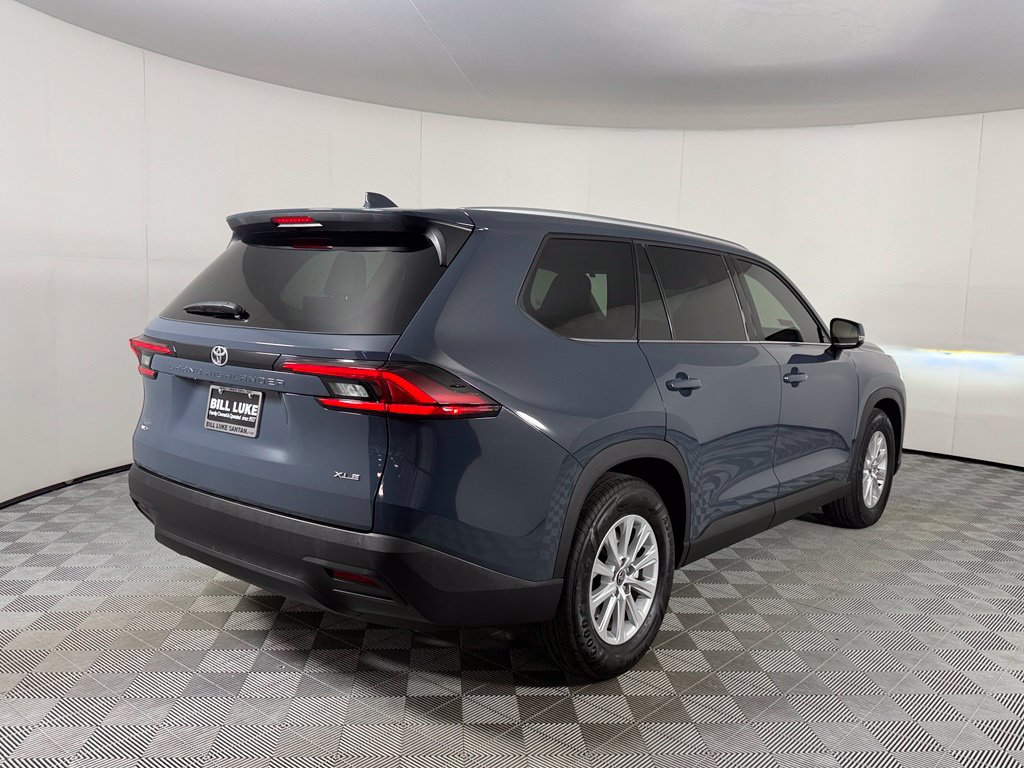 Used 2025 Toyota Grand Highlander AWD image 7