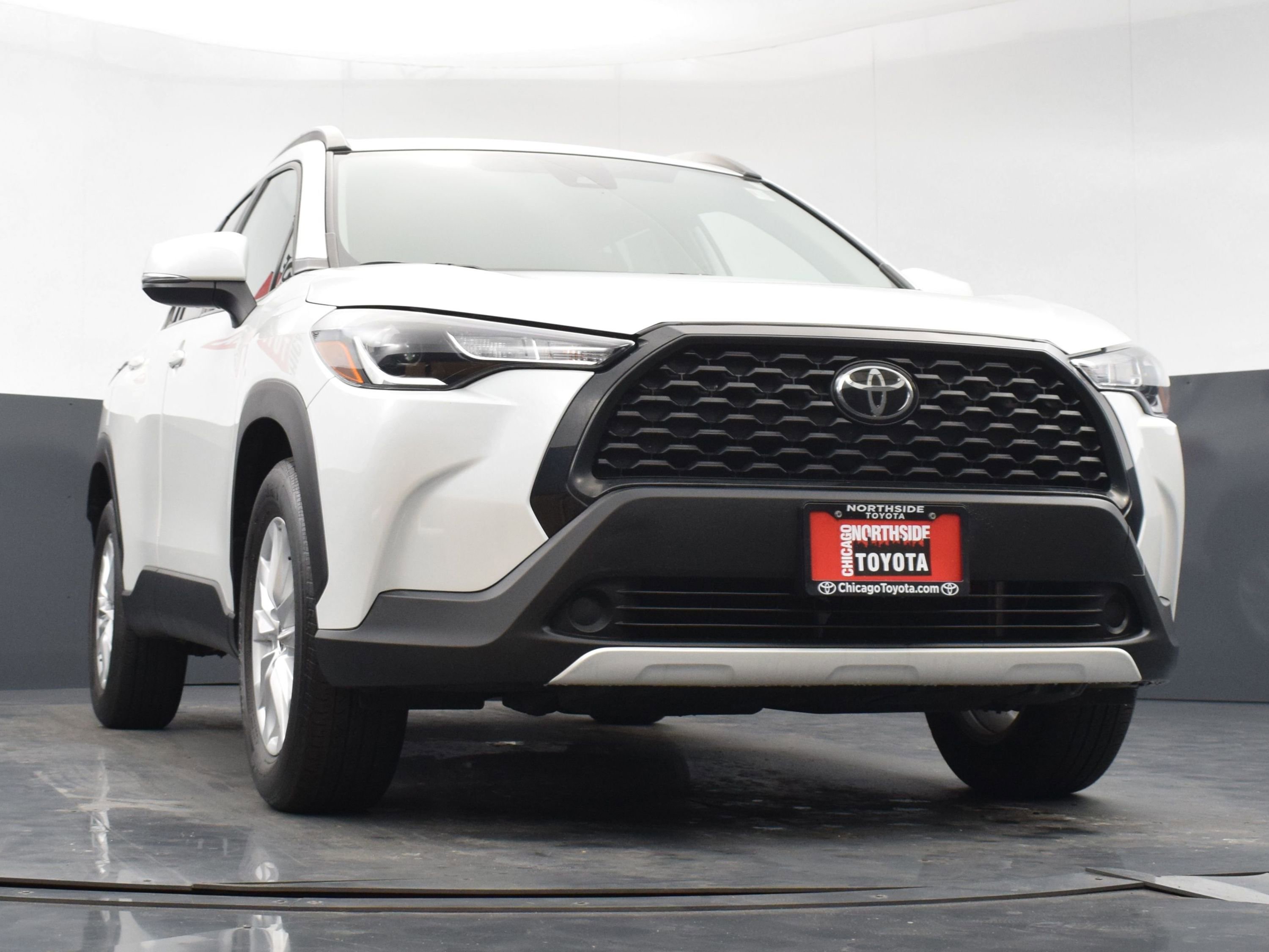 Used 2022 Toyota Corolla Cross LE w/ Black Badges Package (TMS) image 29