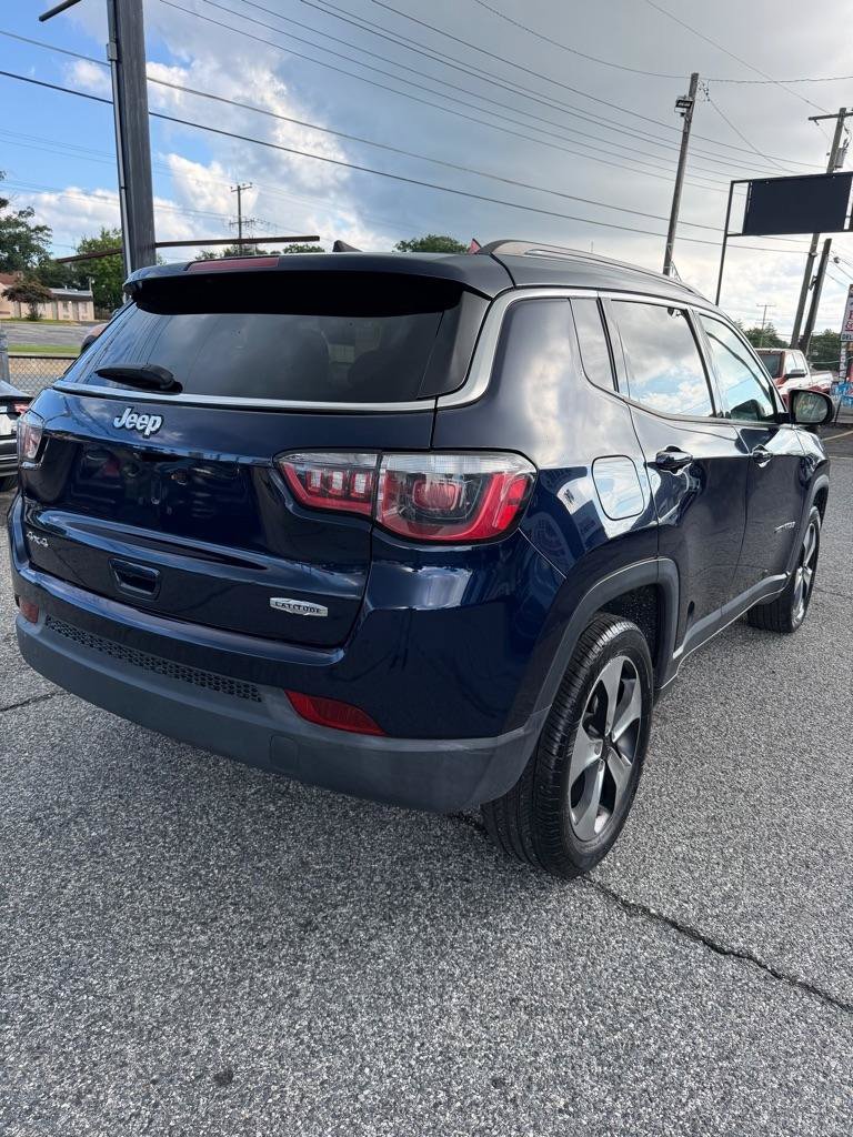 Used 2018 Jeep Compass Latitude w/ Popular Equipment Group AWD/4WD image 7