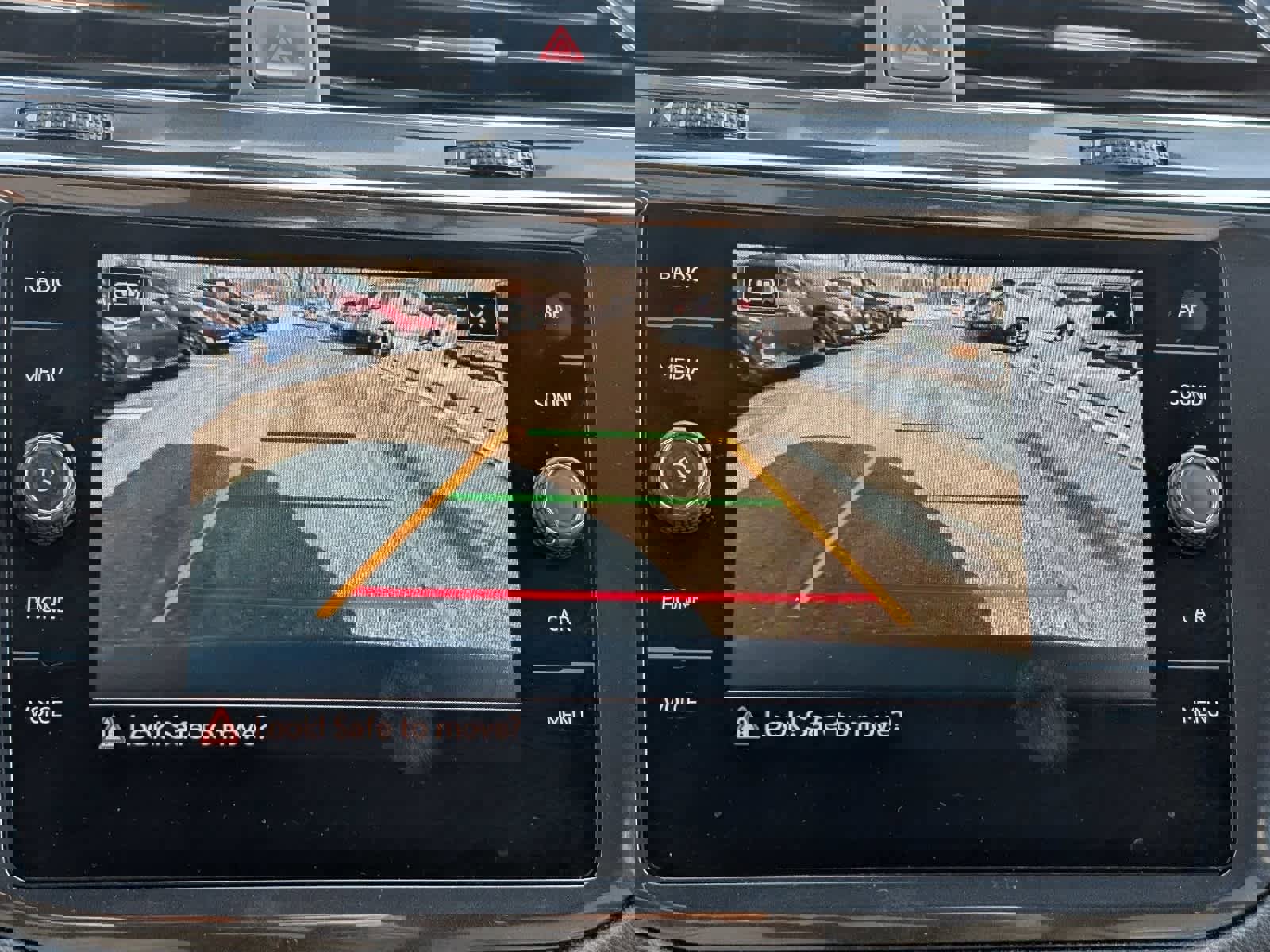 Used 2021 Volkswagen Tiguan SE R-Line image 29