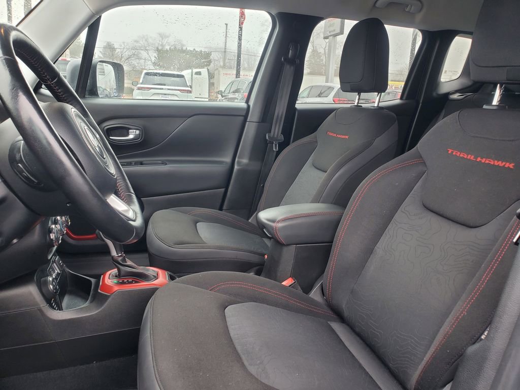 Used 2016 Jeep Renegade Trailhawk w/ Cold Weather Group image 14