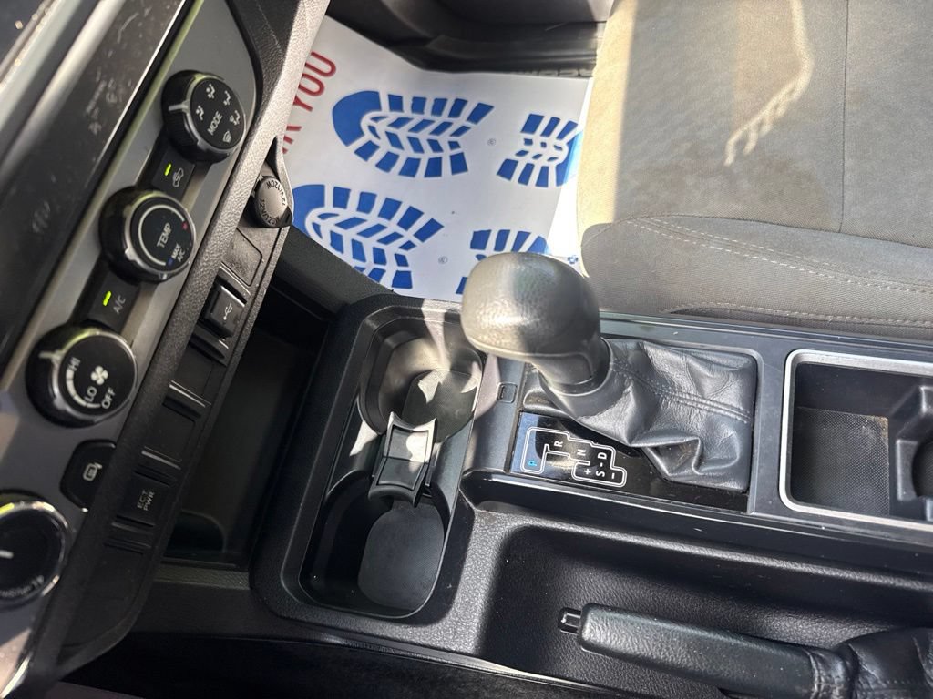 Used 2020 Toyota Tacoma SR AWD/4WD image 30