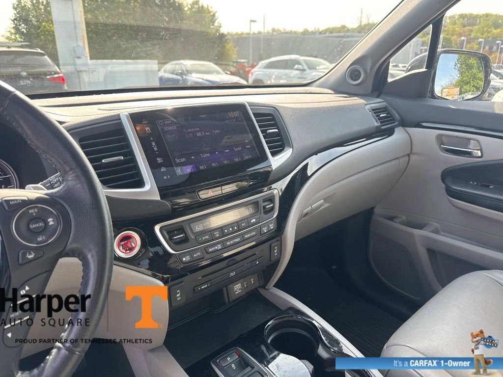 Used 2017 Honda Pilot Touring image 15