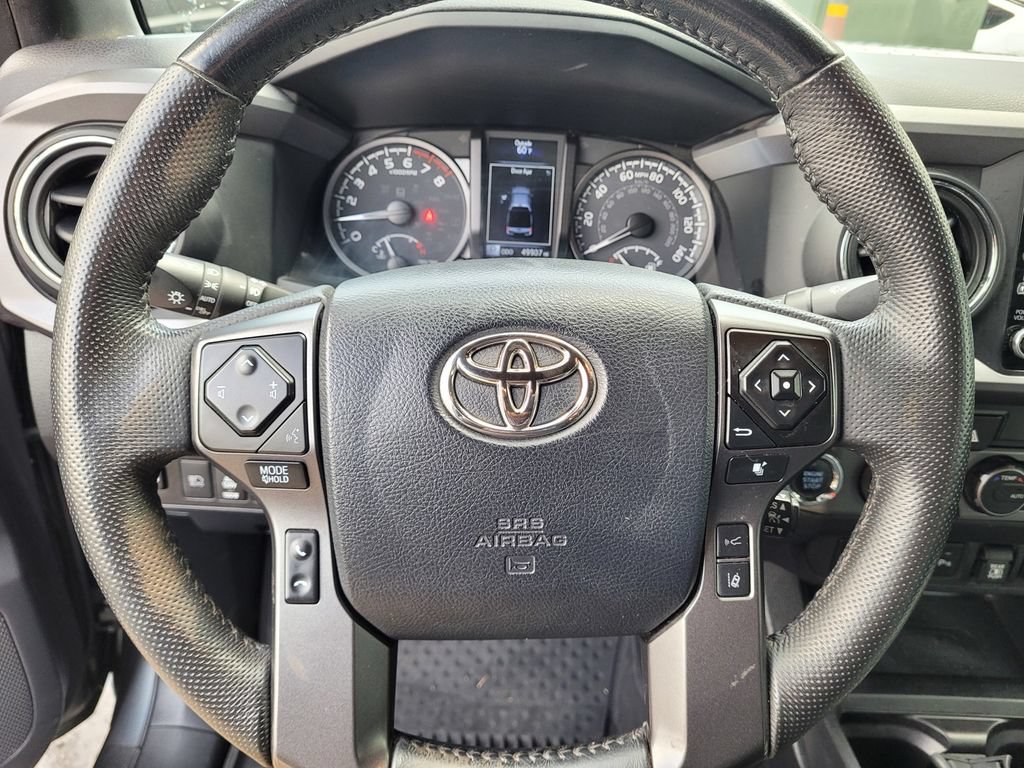 Used 2023 Toyota Tacoma TRD Off-Road w/ Technology Package AWD/4WD image 22