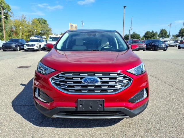 Certified 2023 Ford Edge Titanium w/ Class II Trailer Tow Package AWD/4WD image 2