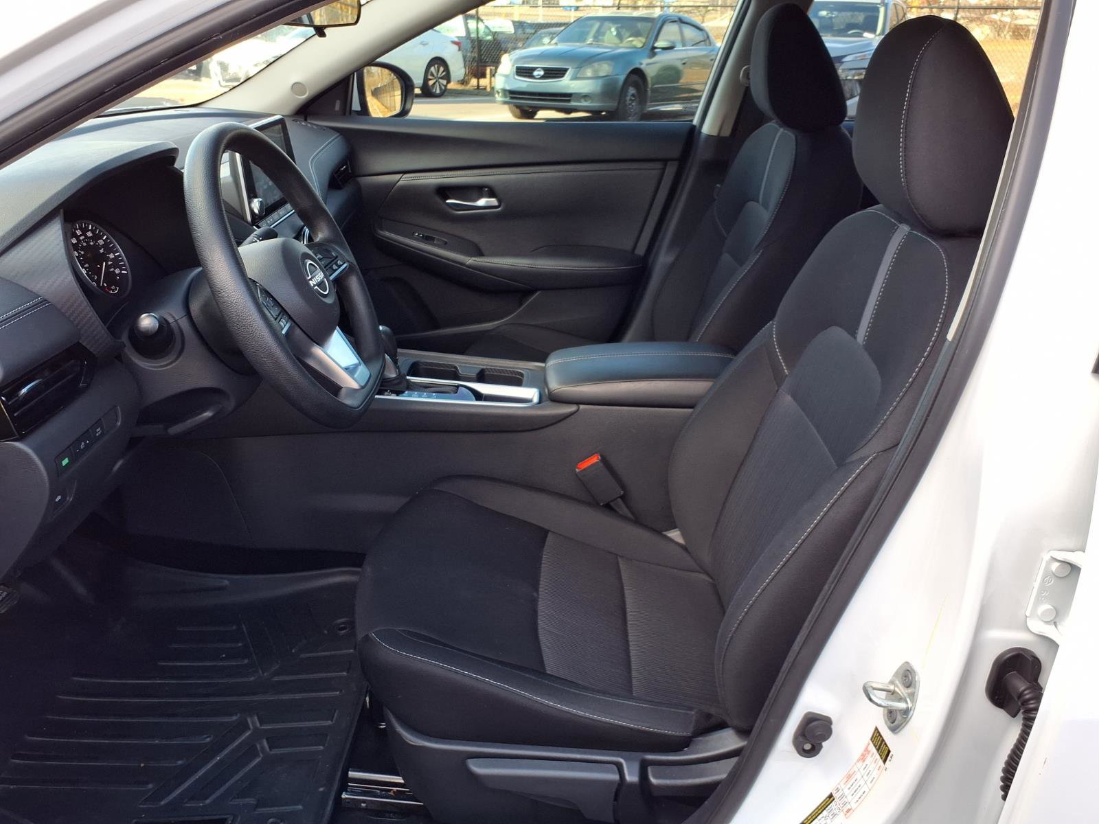 Used 2024 Nissan Sentra SV image 11