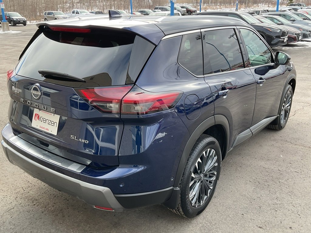 Used 2024 Nissan Rogue SL w/ SL Premium Package image 5