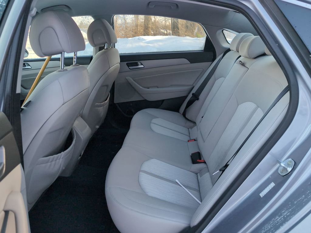 Used 2016 Hyundai Sonata SE image 10