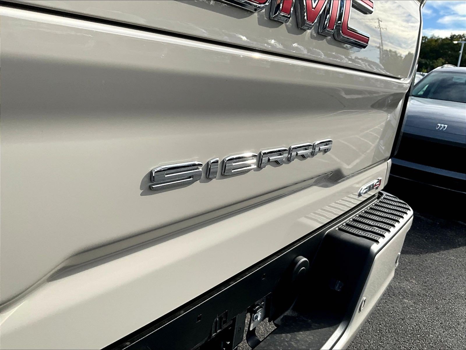New 2026 GMC Sierra 3500 AT4 w/ AT4 Premium Plus Package AWD/4WD image 14