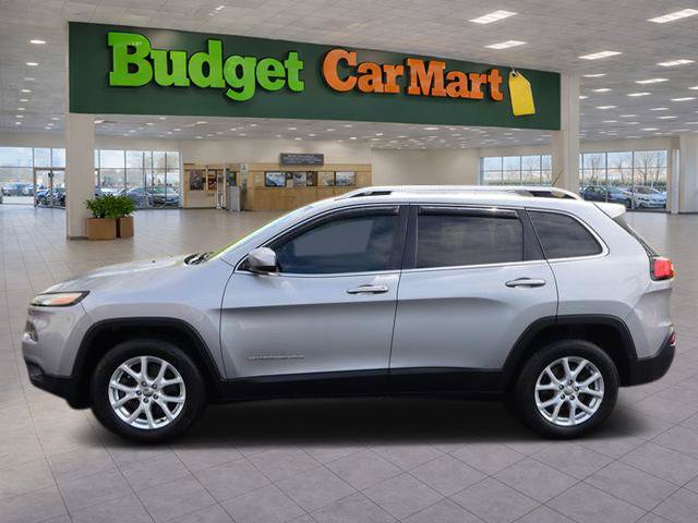Used 2015 Jeep Cherokee Latitude w/ Cold Weather Group AWD/4WD image 4