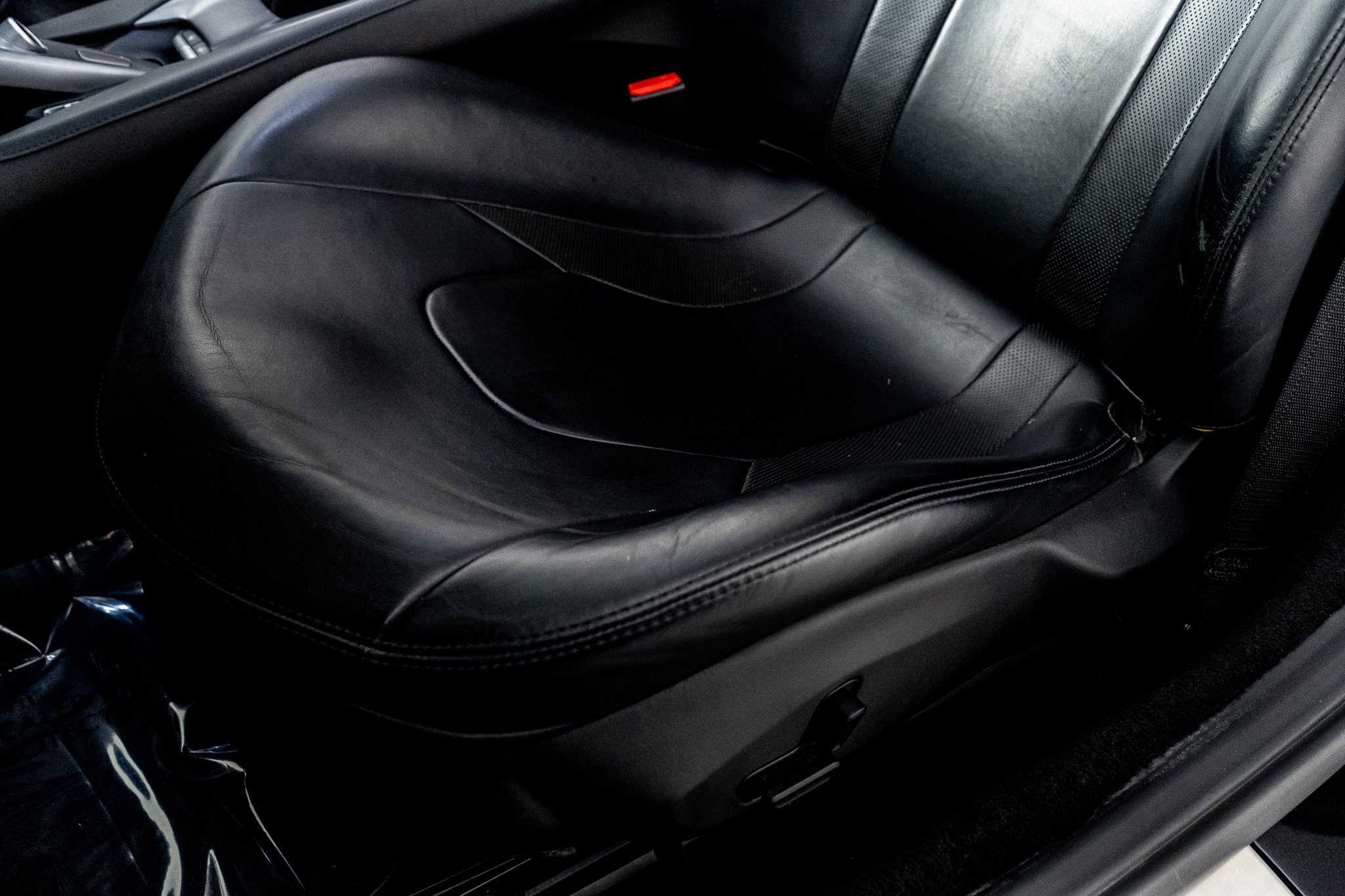 Used 2019 Ferrari Portofino image 31