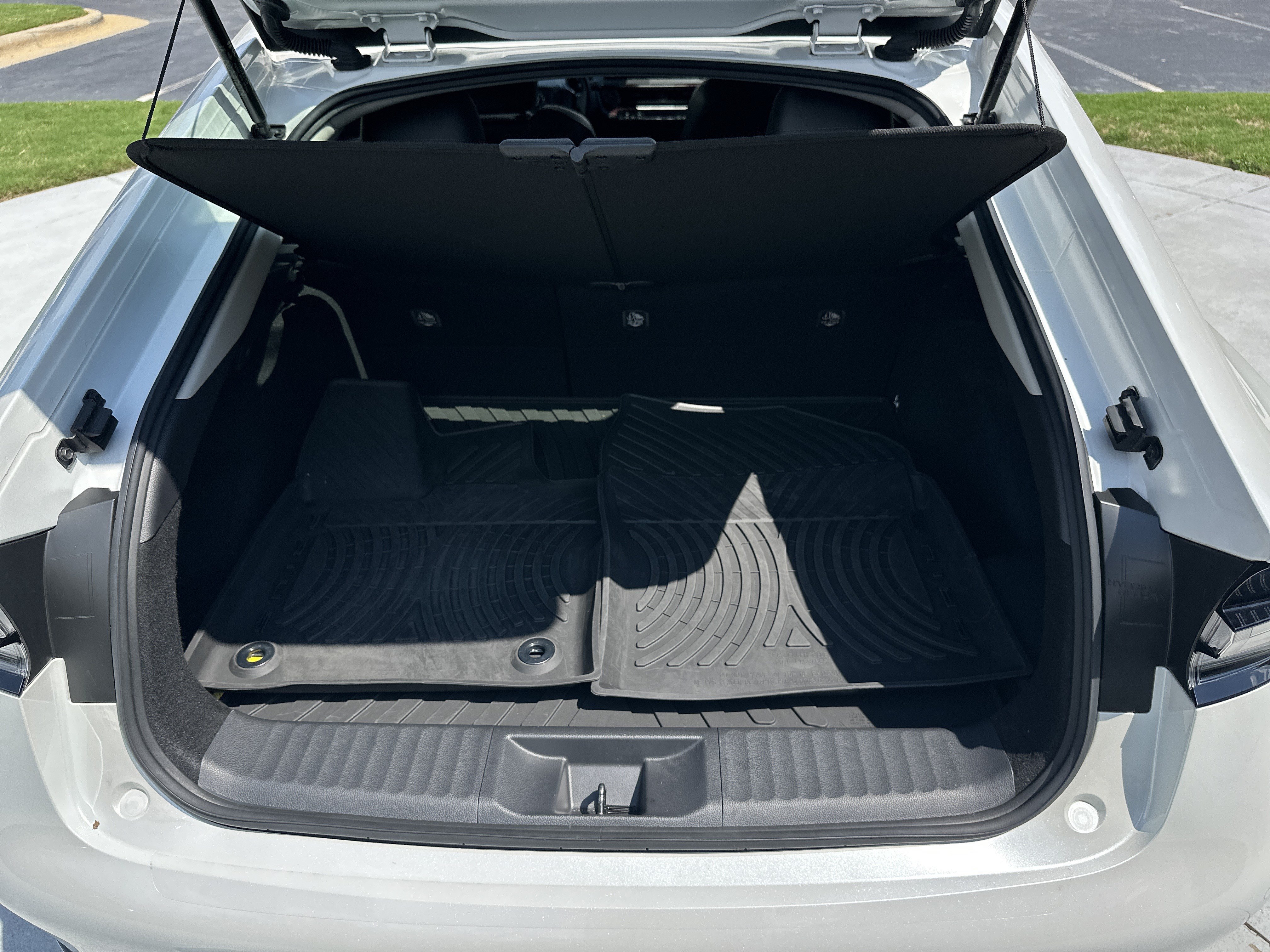 Certified 2023 Toyota Prius Prime FWD image 32